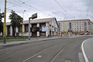 Anjelky uvoľnia halu testom