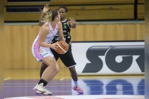 PINKK Pécsi 424 (HUN) vs. A3 Basket Umeå (SWE)
