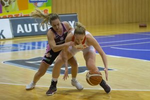 PINKK Pécsi 424 (HUN) vs. Olimpia Grodno (BLR), EWBL