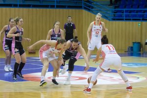 PINKK Pécsi 424 (HUN) vs. Olimpia Grodno (BLR), EWBL