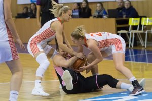 PINKK Pécsi 424 (HUN) vs. Olimpia Grodno (BLR), EWBL