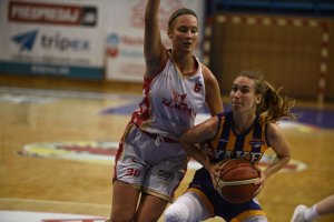 15092020 - YAKE - Slavia