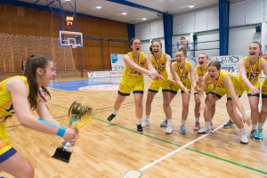 20220420 YOUNG ANGELS Košice vs. BK ŠKP 08 Banská Bystrica, 3. zápas o bronz